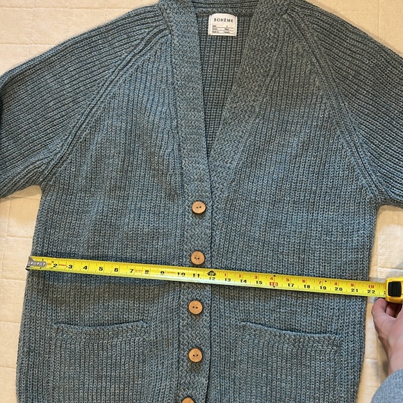 Boheme Blue gray Wool Cardigan with wooden buttons - Picture 11 of 16